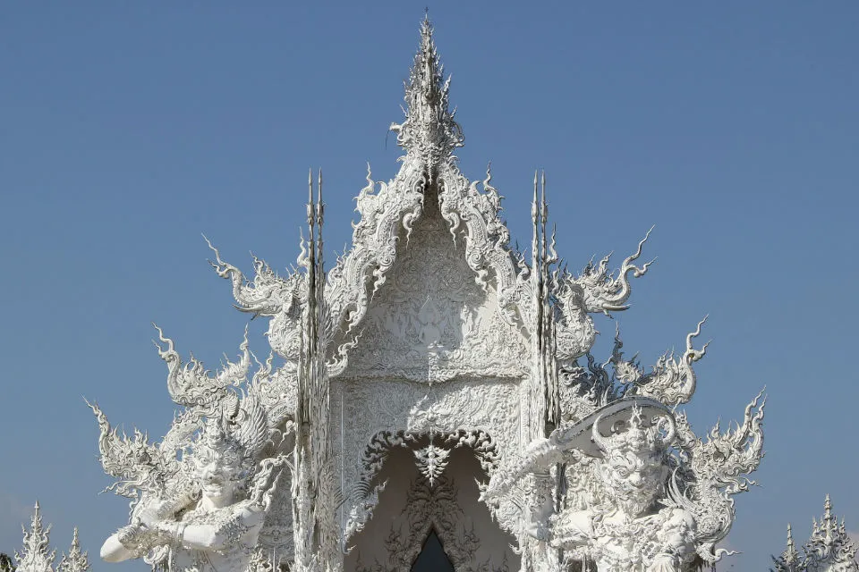 Wat Rong Khun – White Temple