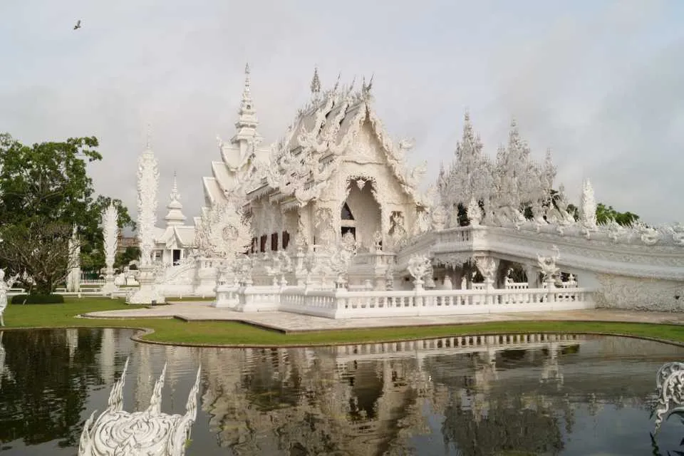 Wat Rong Khun – White Temple