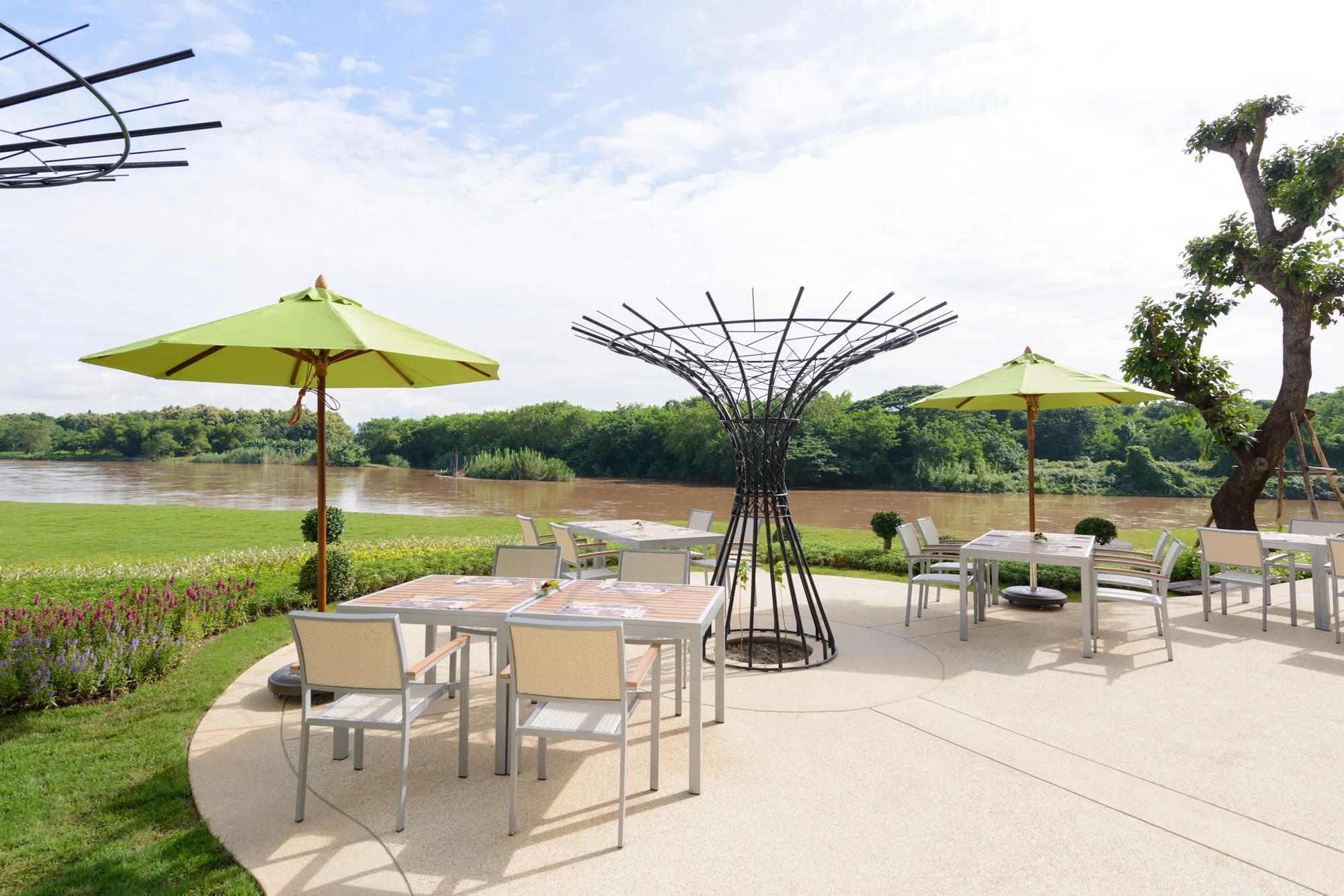 Blossom Restaurant 